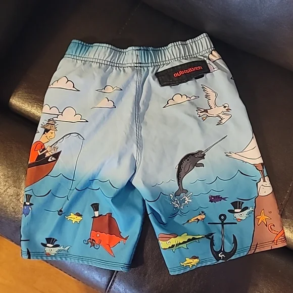 LOT of boys swim trunks. Quicksilver & Justice League. - Picture 3 of 10